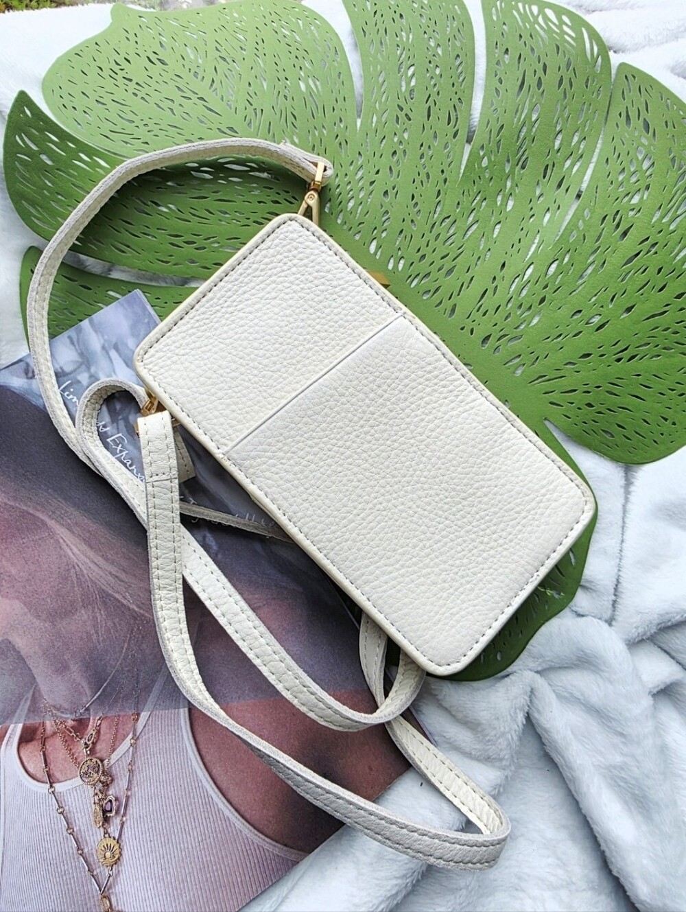 HAMMITT 310 Phone Case Crossbody - Picture 4 of 7